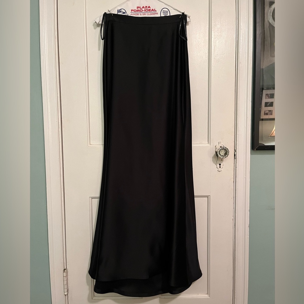 Tadashi floor length formal flowing skirt. Bridesmaid, mother of the bride
